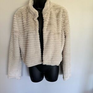 Betsey Johnson faux fur jacket with lining. Short jacket w/ two pockets, size.L